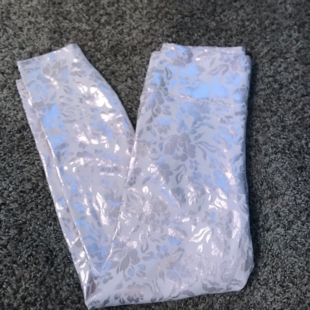 Pure Luxe by fabletics size medium